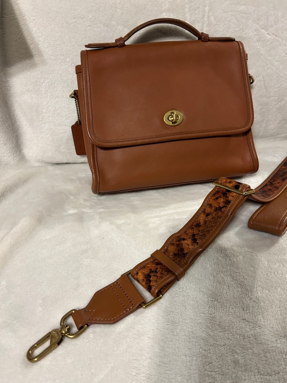 Coach tan Court Vintage Leather Top-Handle Satchel with Turn-Lock - Picture 11 of 11